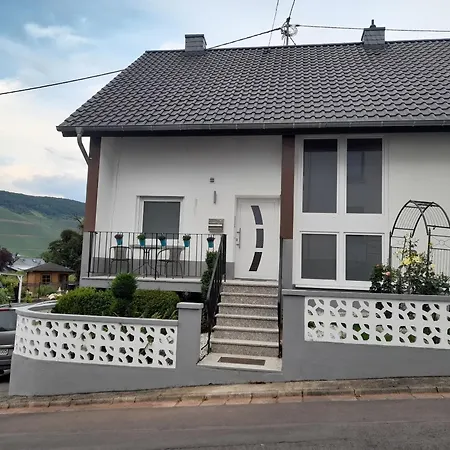 Gaestezimmer - Gaestehaus Barbara 3*