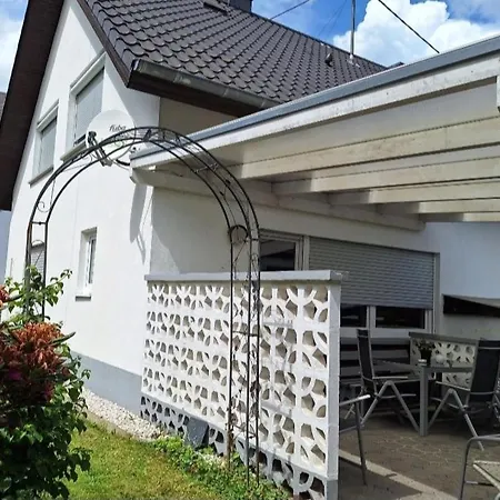 Konukevi Gaestezimmer - Gaestehaus Barbara Bernkastel-Kues