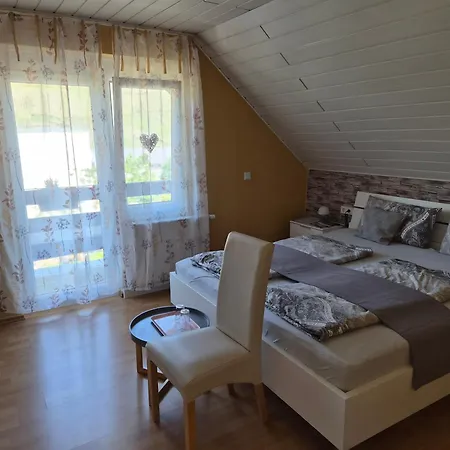 Gasthuis Gaestezimmer - Gaestehaus Barbara 3*