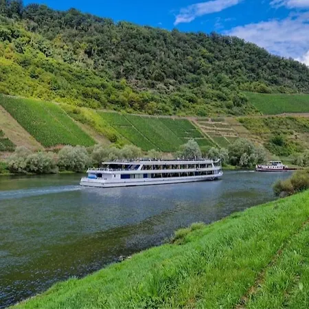 Konukevi Gaestezimmer - Gaestehaus Barbara